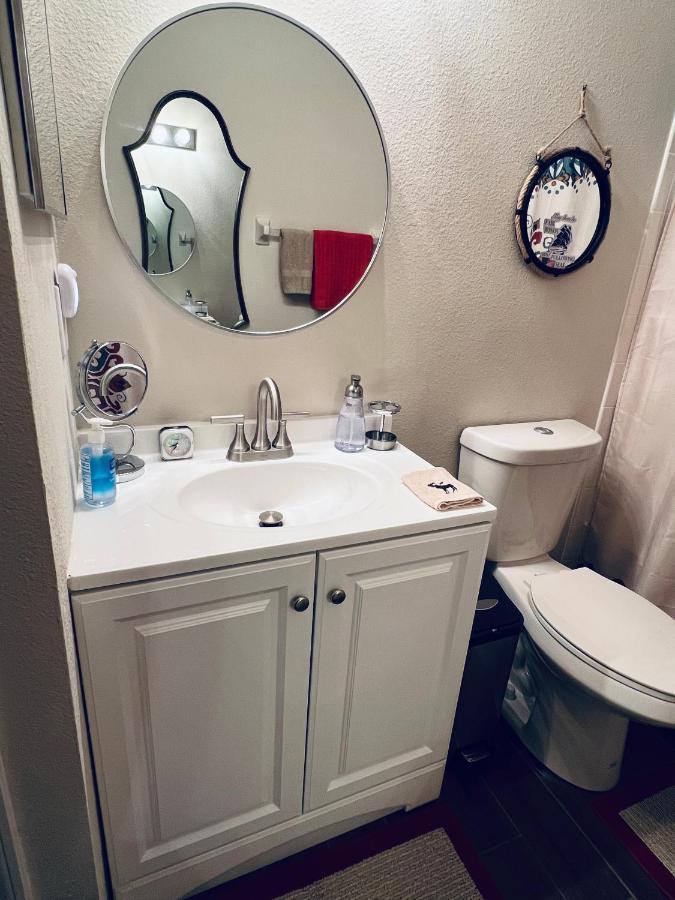 Ruskin Fl Private 2 Bdrm 1 Bath Suite Common Areas Shared With Host And Cat Dış mekan fotoğraf