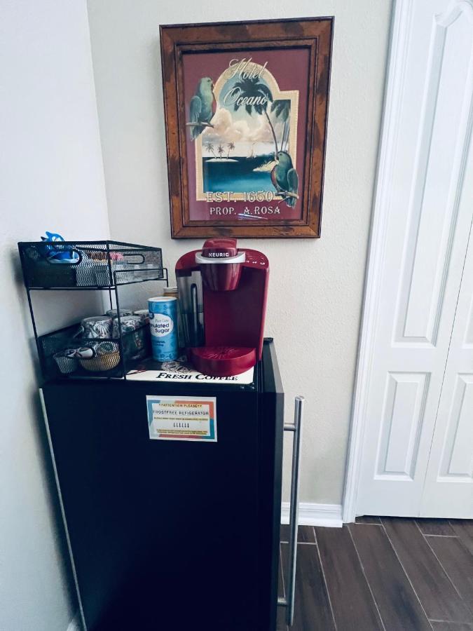 Ruskin Fl Private 2 Bdrm 1 Bath Suite Common Areas Shared With Host And Cat Dış mekan fotoğraf